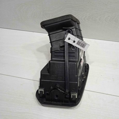 deflektor-obduva-salona-levyi-hyundai-ix35-i-art-92987-big-2