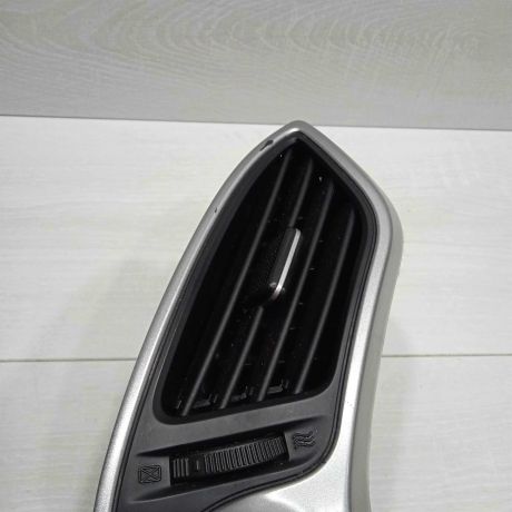 deflektor-obduva-salona-levyi-hyundai-ix35-i-art-93032-big-2