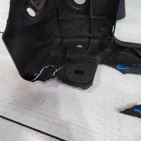 peredniaia-panel-televizor-volkswagen-passat-b6-art-93145-big-4