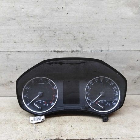 panel-priborov-shhitok-skoda-octavia-a5-rest-art-96382-big-0