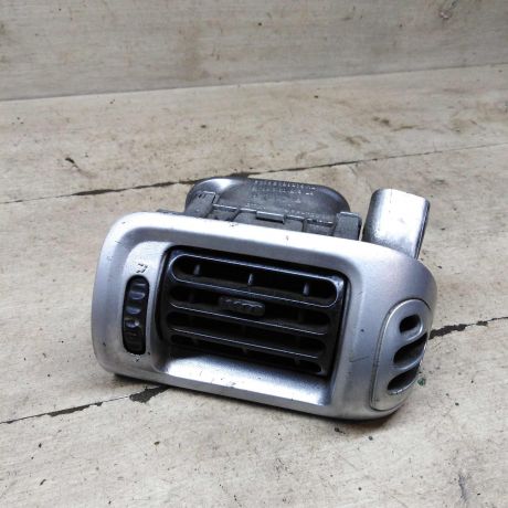 deflektor-obduva-salona-pravyi-renault-symbol-i-art-96592-big-0