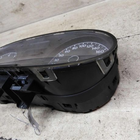 panel-priborov-shhitok-volkswagen-polo-5-art-96664-big-4