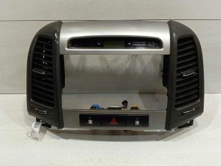 deflektor-obduva-salona-ramka-magnitoly-hyundai-santa-fe-ii-art-98524