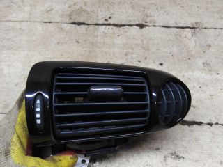 deflektor-obduva-salona-pravyi-mercedes-c-klass-w203-kupe-art-98925