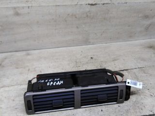 deflektor-obduva-salona-centralnyi-audi-a6-c5-art-101318