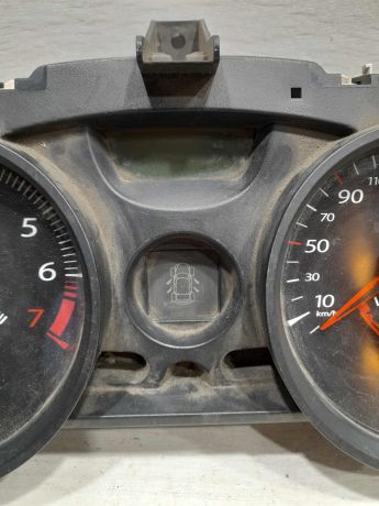 panel-priborov-shhitok-renault-megane-ii-art-101439-big-1