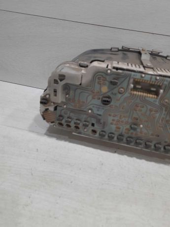 panel-priborov-shhitok-volvo-s40-volvo-v40-art-101867-big-2