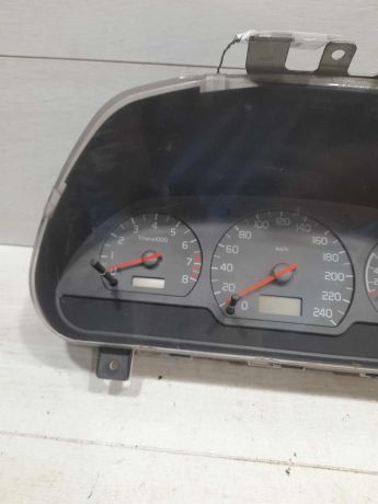 panel-priborov-shhitok-16i-volvo-s40-volvo-v40-art-101886-big-5