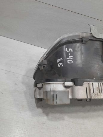 panel-priborov-shhitok-16i-volvo-s40-volvo-v40-art-101886-big-1