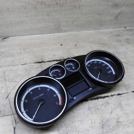 panel-priborov-shhitok-peugeot-308-i-art-102168-big-2