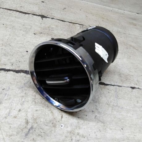 deflektor-obduva-salona-centralnyi-peugeot-308-i-art-102821-big-0