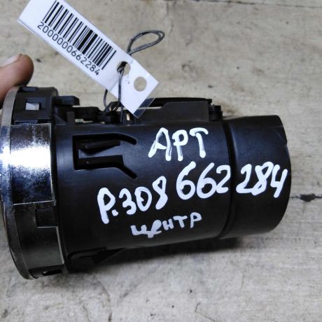 deflektor-obduva-salona-centralnyi-peugeot-308-i-art-102822-big-3