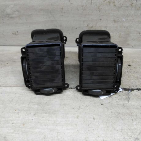 deflektor-obduva-salona-centralnyi-hyundai-getz-art-104358-big-2