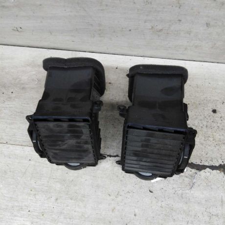 deflektor-obduva-salona-centralnyi-hyundai-getz-art-104358-big-3