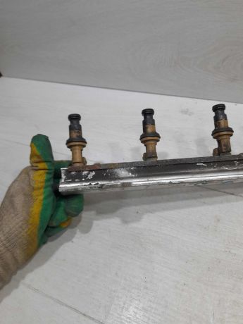 forsunka-toplivnaia-volvo-s80-24i-art-104773-big-1