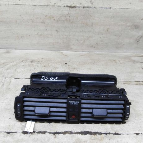 deflektor-obduva-salona-volkswagen-jetta-vi-art-105259-big-0