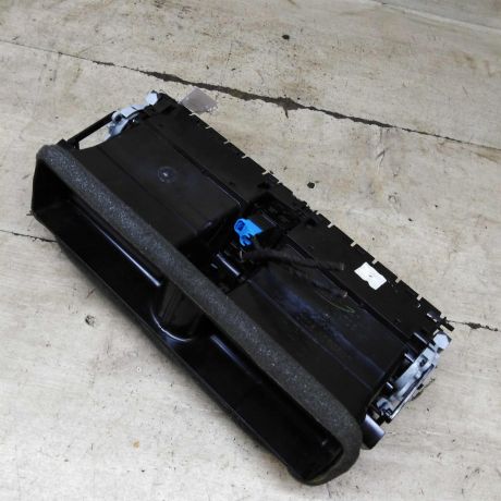 deflektor-obduva-salona-volkswagen-jetta-vi-art-105259-big-6