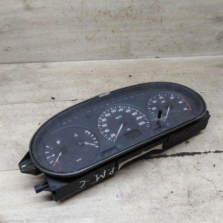 panel-priborov-shhitok-renault-scenic-i-dorestailing-art-105649-big-0