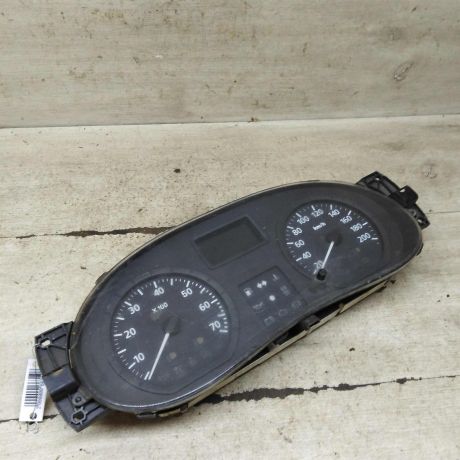 panel-priborov-shhitok-renault-logan-i-art-105685-big-0