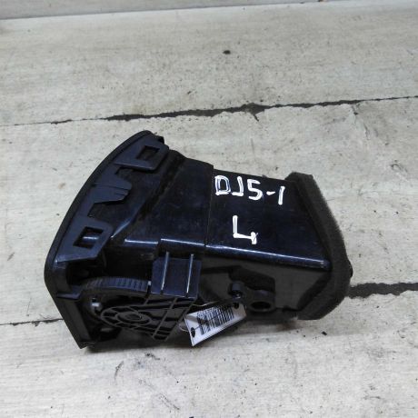 deflektor-obduva-salona-levyi-volkswagen-jetta-5-art-105797-big-3