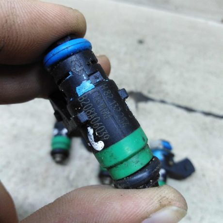 forsunka-toplivnaia-renault-sandero-i-art-106382-big-1