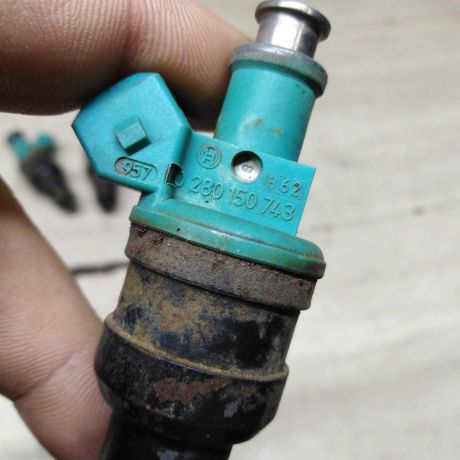 forsunka-toplivnaia-ford-escort-5-rest-2-xetcbek-art-106780-big-3