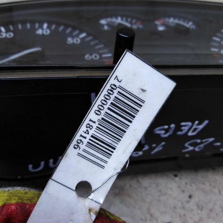 panel-priborov-shhitok-volkswagen-passat-b5-art-107050-big-5