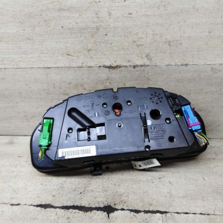 panel-priborov-shhitok-volkswagen-passat-b5-art-107050-big-3