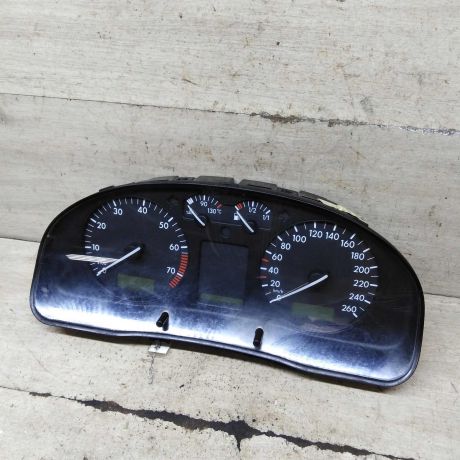 panel-priborov-shhitok-volkswagen-passat-b5-art-107050-big-8