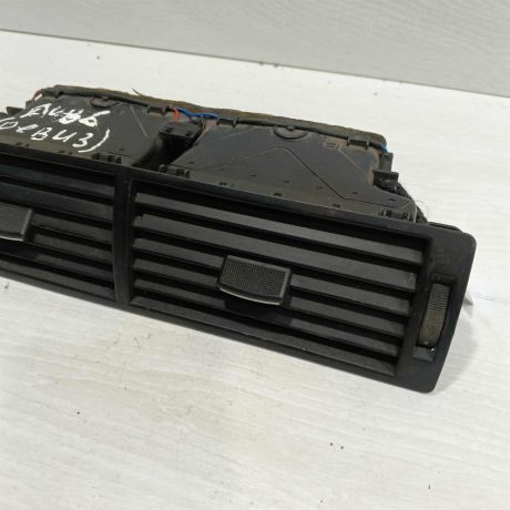 deflektor-obduva-salona-centralnyi-audi-a4-b6-art-107157-big-2