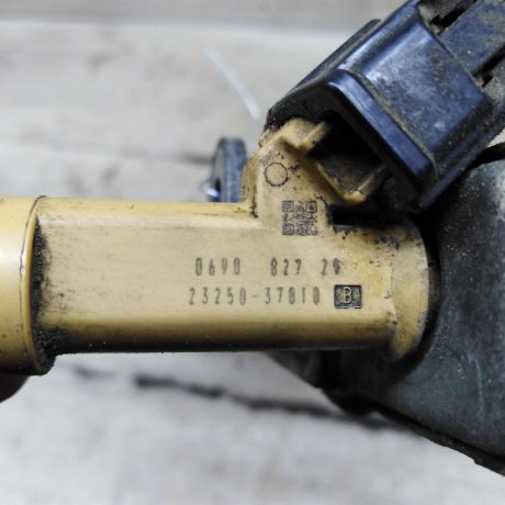 forsunka-toplivnaia-toyota-corolla-x-e140-e150-art-107776-big-3