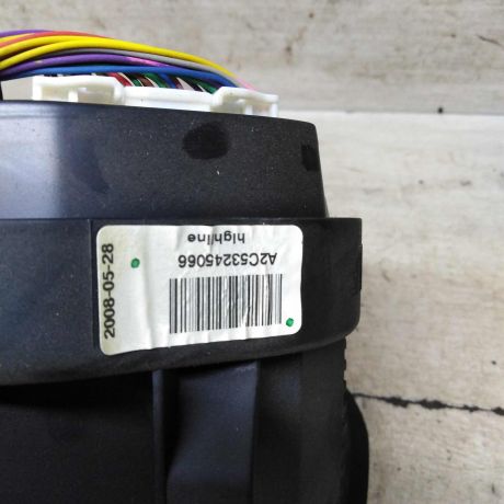 panel-priborov-shhitok-toyota-corolla-x-e140-e150-art-107790-big-4