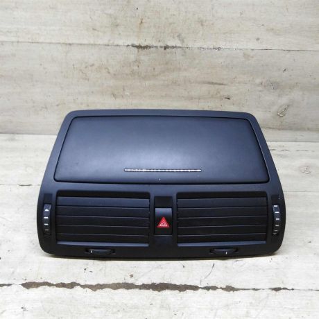 deflektor-obduva-salona-centralnyi-bardacok-knopka-avariinoi-signalizacii-skoda-octavia-a5-art-108975-big-0