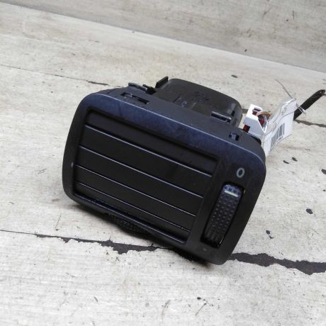 deflektor-obduva-salona-levyi-volkswagen-passat-b5-art-109665-big-0