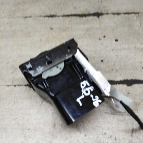 deflektor-obduva-salona-levyi-volkswagen-passat-b5-art-109665-big-1