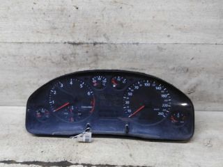 panel-priborov-shhitok-audi-a6-c5-art-109775