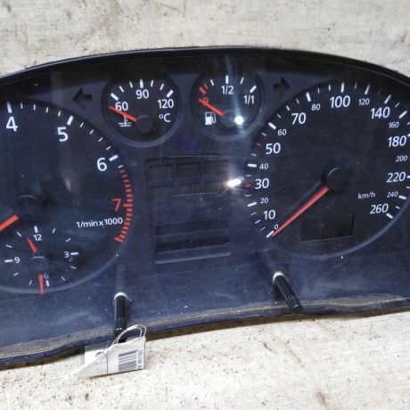 panel-priborov-shhitok-audi-a6-c5-art-109775-big-3