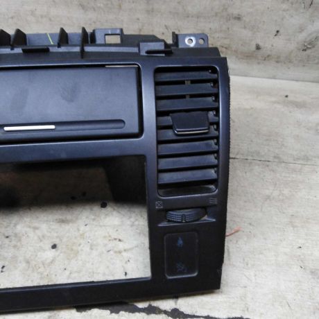deflektor-obduva-salona-centralnyi-ramka-magnitoly-nissan-tiida-i-art-109939-big-5