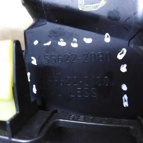 deflektor-obduva-salona-toyota-rav4-iv-xa40-art-111783-big-1