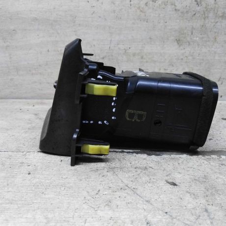 deflektor-obduva-salona-toyota-rav4-iv-xa40-art-111783-big-2
