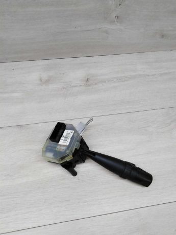 podrulevoi-perekliucatel-hyundai-elantra-hd-art-13141-big-3