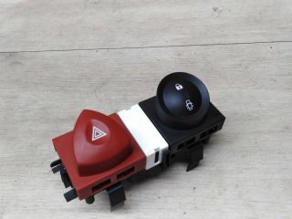 knopka-avariinoi-ostanovki-renault-megane-2-art-14764