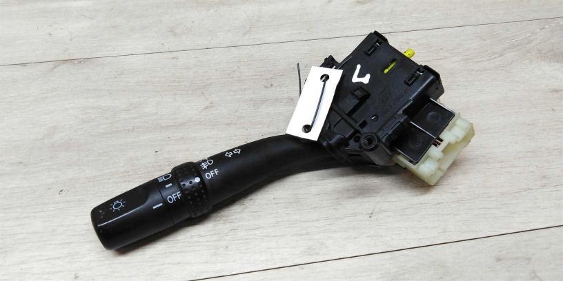 perekliucatel-sveta-lifan-x60-art-15249-big-0