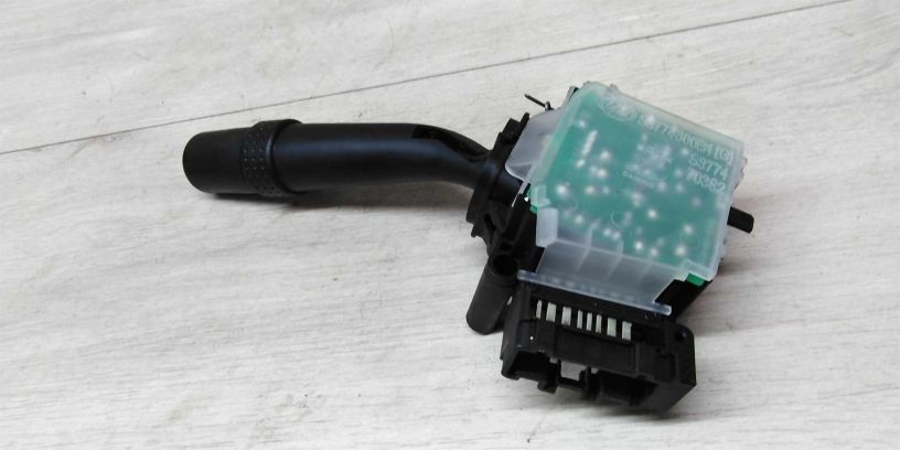 perekliucatel-podrulevoi-pravaia-storona-lifan-x60-i-art-15400-big-2