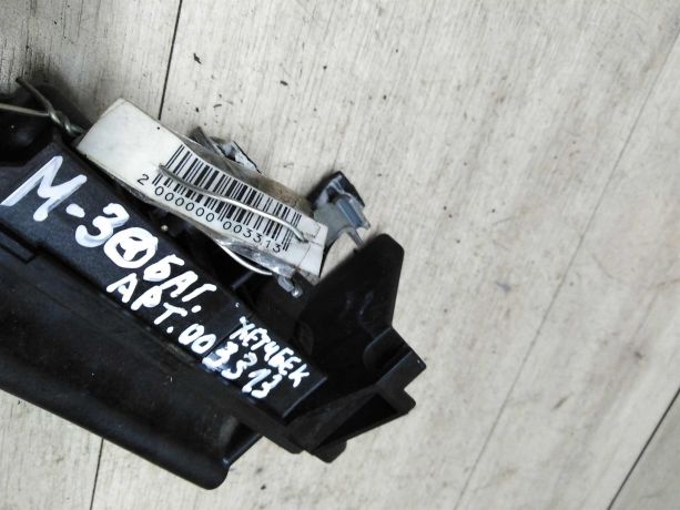 knopka-otkryvaniia-bagaznika-mazda-3-bk-art-16265-big-3