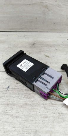 knopka-avariinoi-ostanovki-volkswagen-sharan-art-16279-big-1