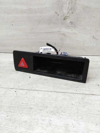 knopka-avariinoi-ostanovki-volkswagen-transporter-t5-art-17065-big-0