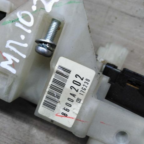 podrulevoi-perekliucatel-mitsubishi-lancer-10-art-18501-big-3