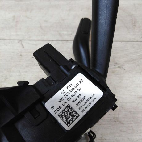 podrulevoi-perekliucatel-volkswagen-passat-b6-art-20913-big-1