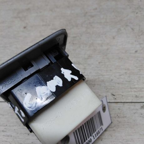 blok-upravleniia-zerkalami-toyota-camry-v40-art-21355-big-2